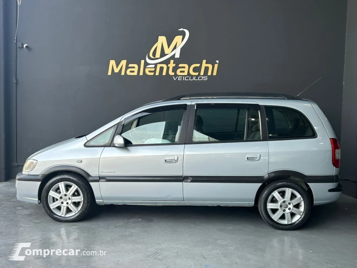 ZAFIRA 2.0 MPFI ELEGANCE 8V FLEX 4P AUTOMÁTICO