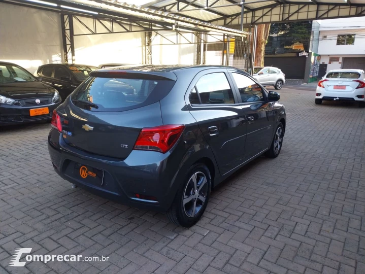 Onix Hatch 1.4 4P FLEX LTZ AUTOMÁTICO