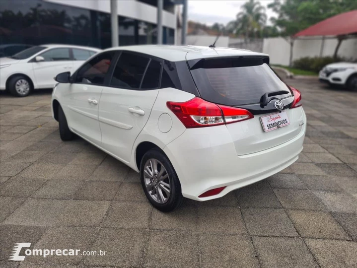 YARIS 1.5 16V FLEX XL PLUS CONNECT MULTIDRIVE