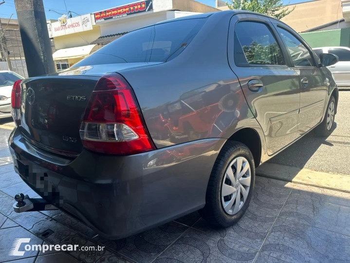 ETIOS 1.5 XS Sedan 16V