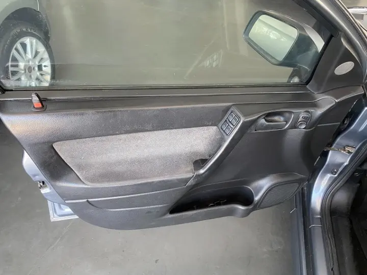 ASTRA 1.8 MPFI Millenium II Sedan 8V