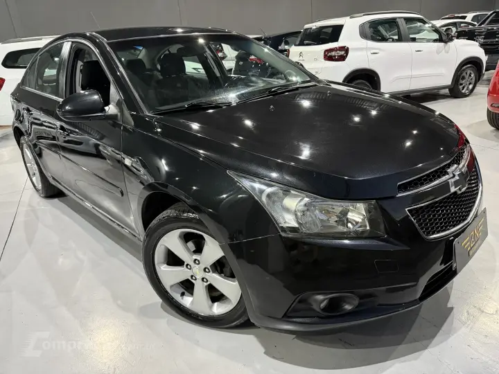 CRUZE 1.8 LT 16V FLEX 4P MANUAL