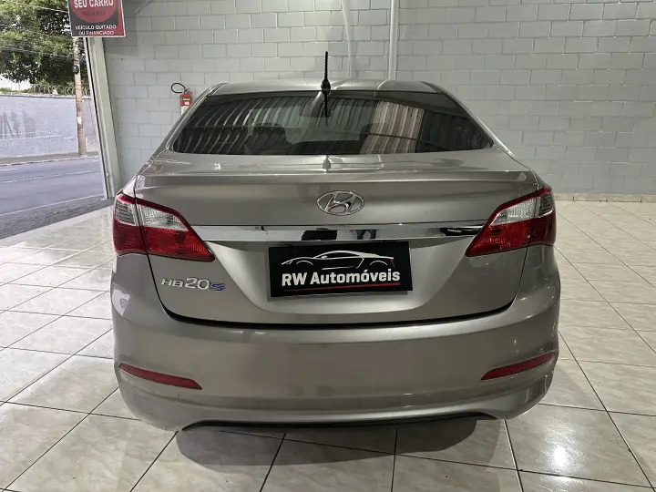 HB20S 1.0 Comfort Plus 12V