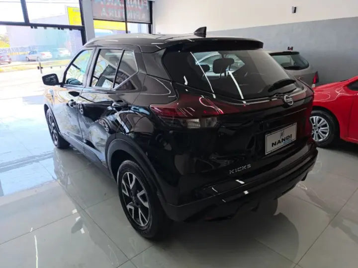 KICKS Sense 1.6 16V Flex Aut.