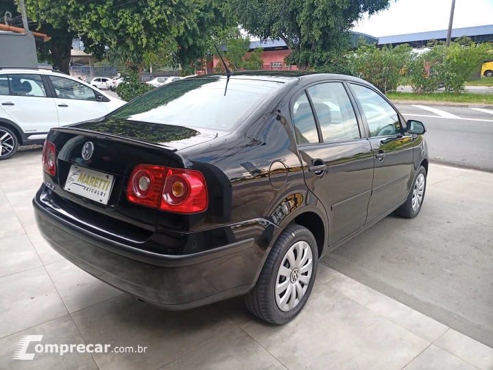 POLO SEDAN 1.6 MI 8V