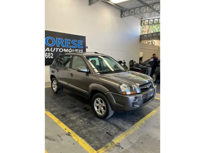 TUCSON 2.0 MPFI GLS 16V 143CV 2WD FLEX 4P AUTOMÁTICO