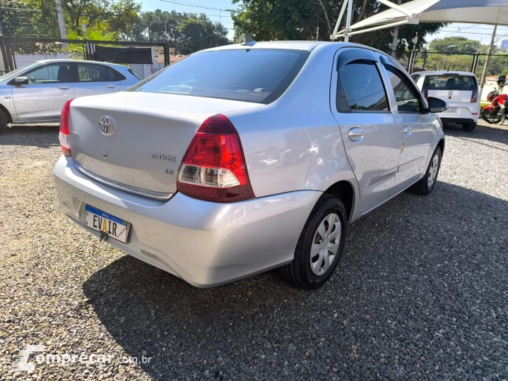 ETIOS 1.5 X Sedan 16V