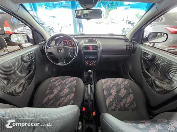 Corsa Sedan 1.8 4P