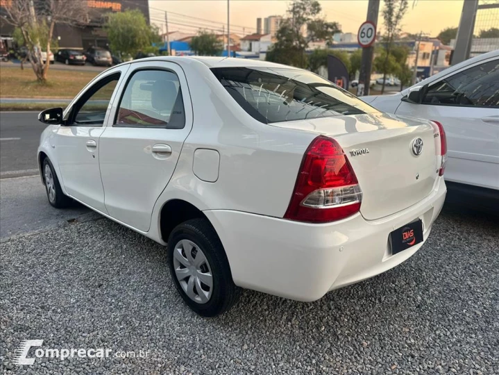 ETIOS 1.5 X SEDAN 16V FLEX 4P MANUAL