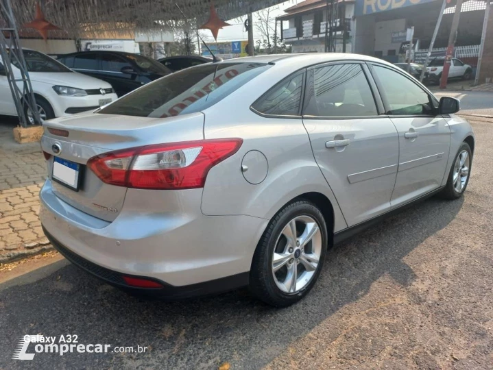 Focus 2.0 S Sedan 16V Flex 4P Powershift