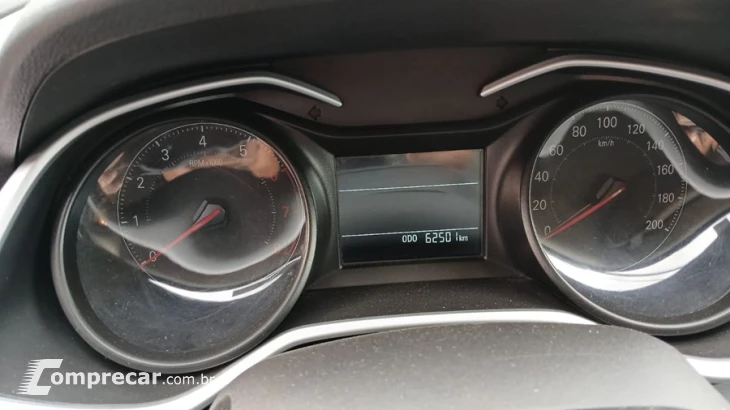 ONIX 1.0 Turbo Plus LT