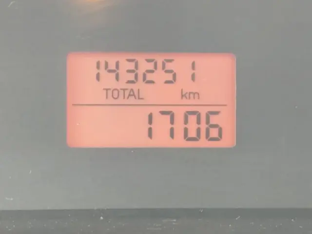 PUNTO - 1.4 8V 4P MANUAL