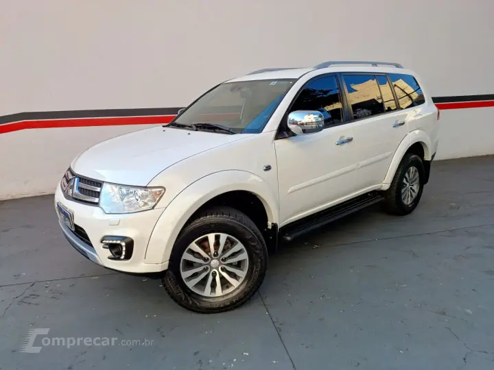 Pajero HPE 3.2 4x4 T.I. Dies. 5p Aut.