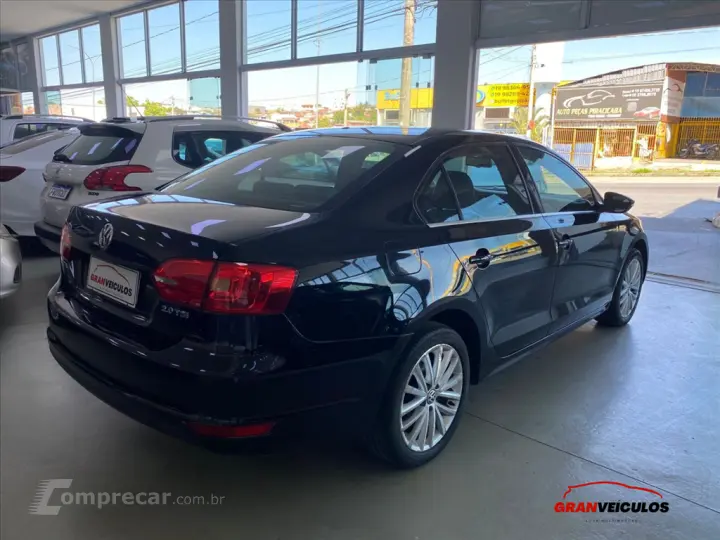 JETTA 2.0 TSI HIGHLINE 200CV GASOLINA 4P TIPTRONIC