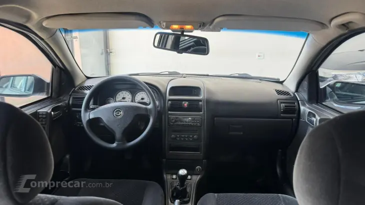 ASTRA 2.0 MPFI Advantage 8V