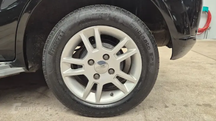 FIESTA 1.0 MPI Trail Hatch 8V