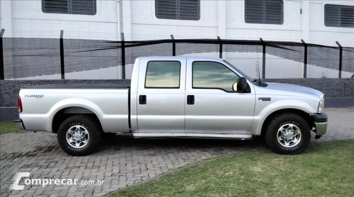 F-250 3.9 XLT 4X2 CS DIESEL 2P MANUAL