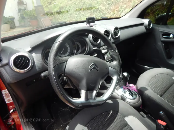 C3 1.6 VTI 120 Exclusive Eat6