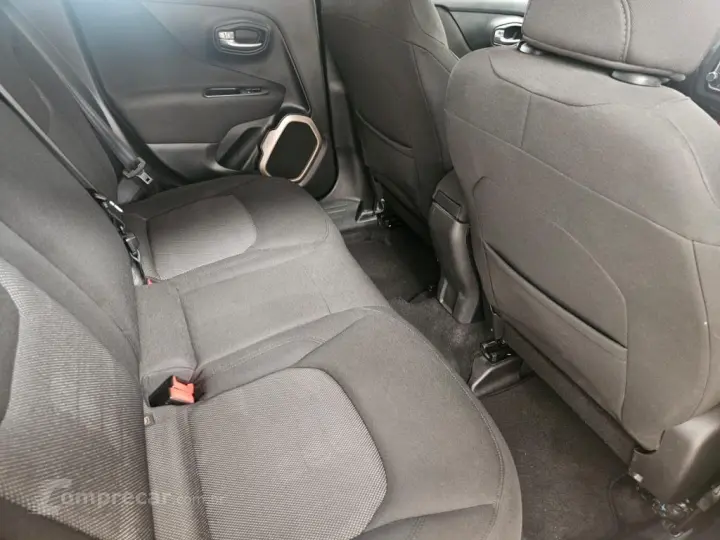 RENEGADE 1.8 16V Sport