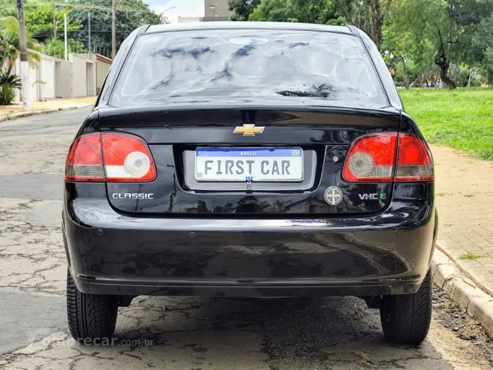 CLASSIC 1.0 MPFI LS 8V FLEX 4P MANUAL