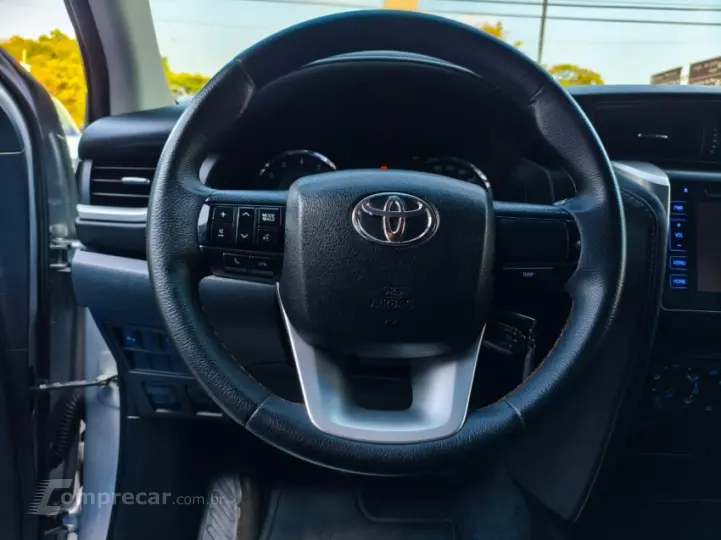 HILUX SW4 2.7 SR 7 Lugares 4X2 16V