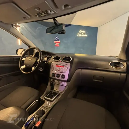 Focus Sedan 2.0 16V/2.0 16V Flex 4p Aut.