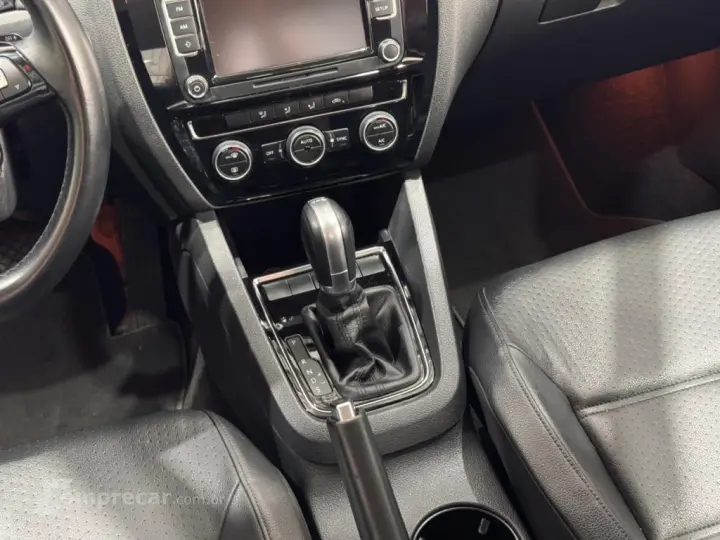 JETTA 2.0 TSI HIGHLINE 211CV GASOLINA 4P TIPTRONIC