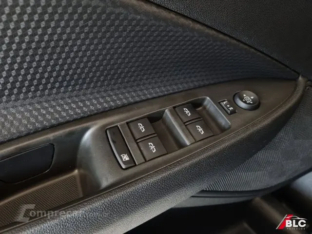 ONIX - 1.0 TURBO LTZ AUTOMATICO