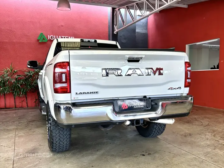 2500 6.7 I6 TURBO DIESEL LARAMIE CD 4X4 AUTOMÁTICO