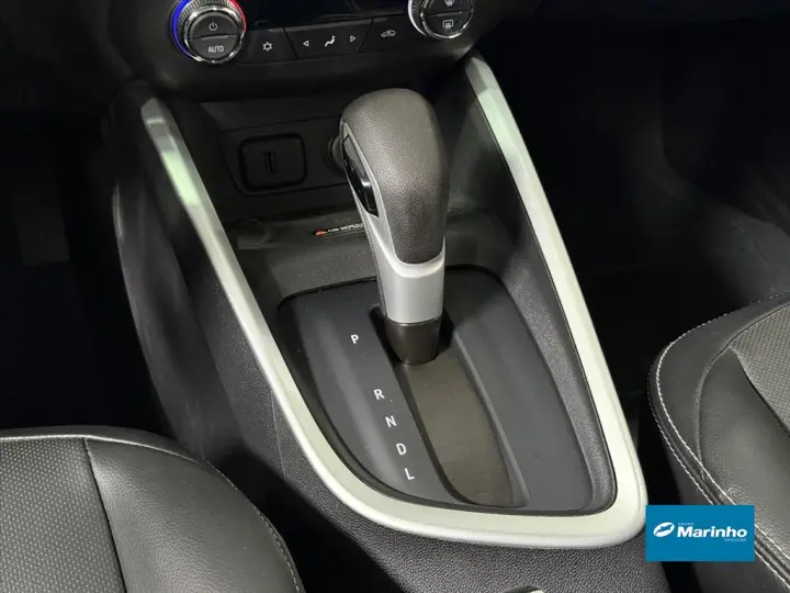 ONIX 1.0 TURBO FLEX PLUS PREMIER AUTOMÁTICO