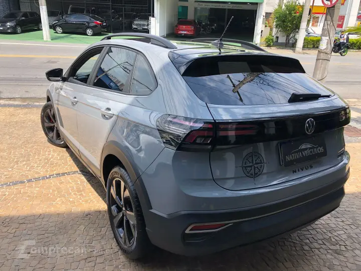 Nivus 1.0 200 Tsi Total Flex Highline Automático