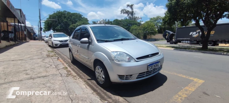 FIESTA 1.6 MPI Class Sedan 8V