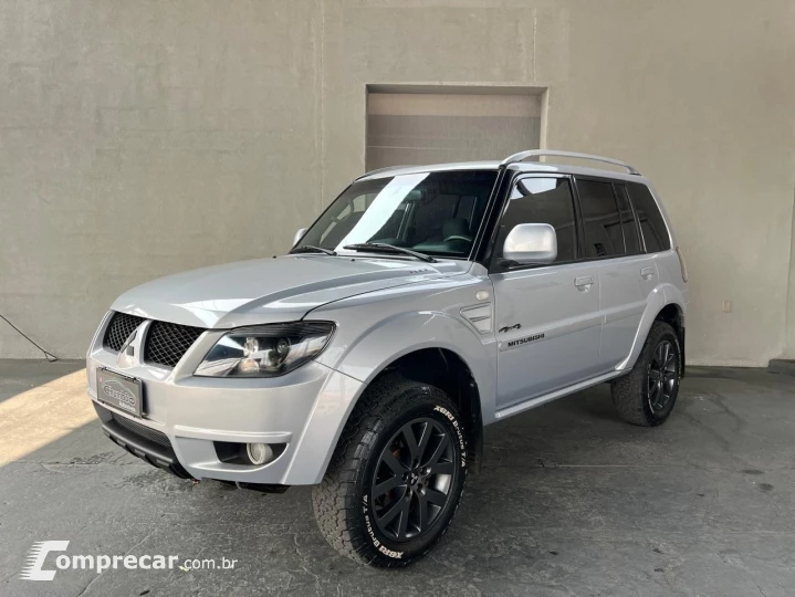 Pajero TR4 2.0/ 2.0 Flex 16V 4x4 Aut.