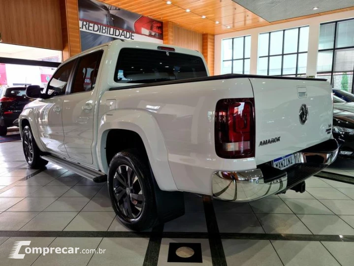 AMAROK 3.0 V6 TDI HIGHLINE CD DIESEL 4MOTION AUTOMÁTICO