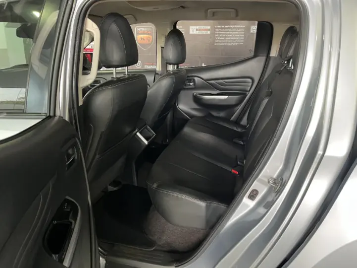 L200 TRITON 2.4 16V Turbo Sport HPE CD 4X4