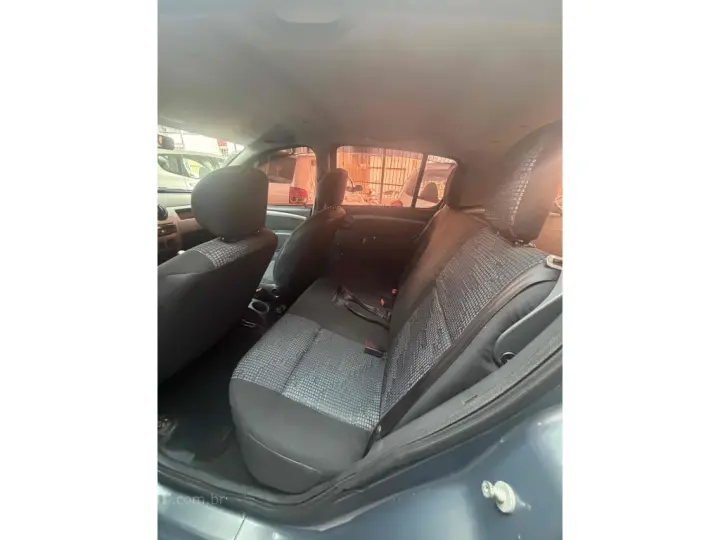 SANDERO 1.0 AUTHENTIQUE 16V FLEX 4P MANUAL