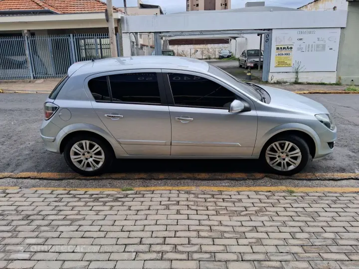 Vectra Hatch 2.0 4P FLEX GT