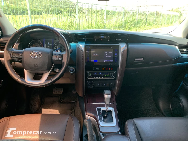 HILUX 2.8 SRX 4X4 CD 16V