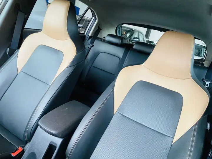 ONIX 1.0 Turbo Premier