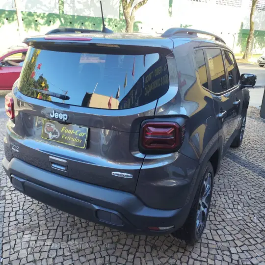 Renegade Long. T270 1.3 TB 4x2 Flex Aut.