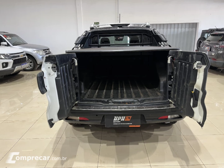 TORO 2.0 16V Turbo Ranch 4WD