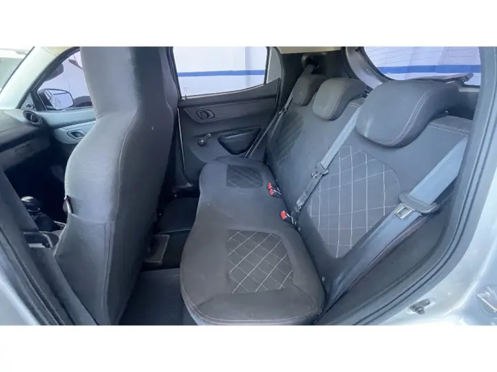 KWID 1.0 12V SCE FLEX ZEN MANUAL