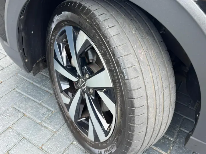 NIVUS 1.0 200 TSI Highline