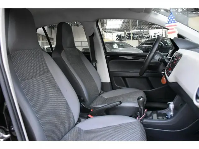 UP - 1.0 TSI MOVE UP 12V 4P MANUAL