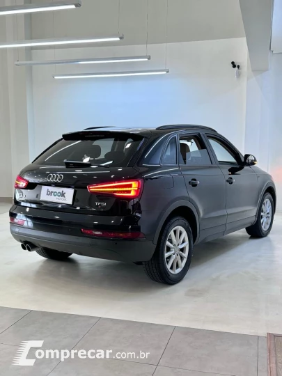 Q3 1.4 TFSI Ambiente Plus S Tronic