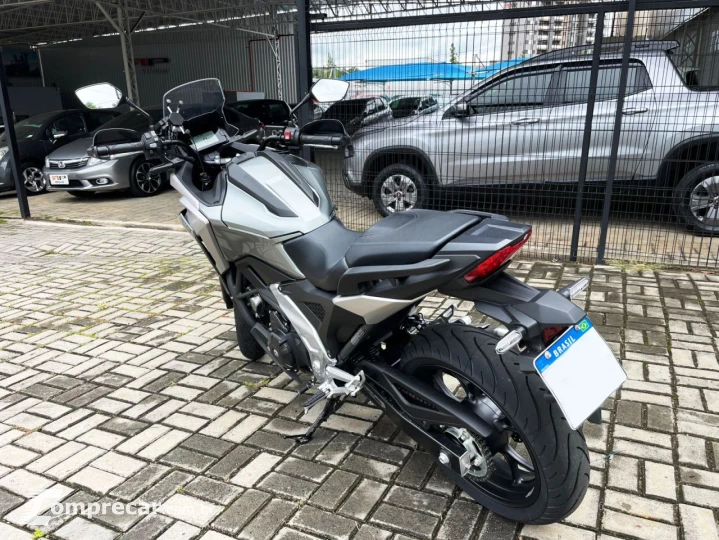 NC 750X/NC 750X ABS/DCT