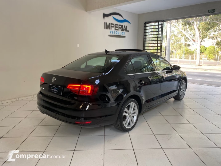 JETTA 2.0 TSI Highline 211cv