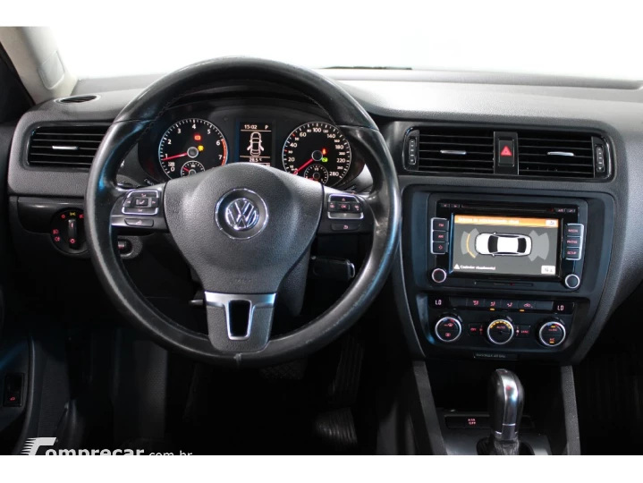 JETTA 2.0 COMFORTLINE FLEX 4P TIPTRONIC