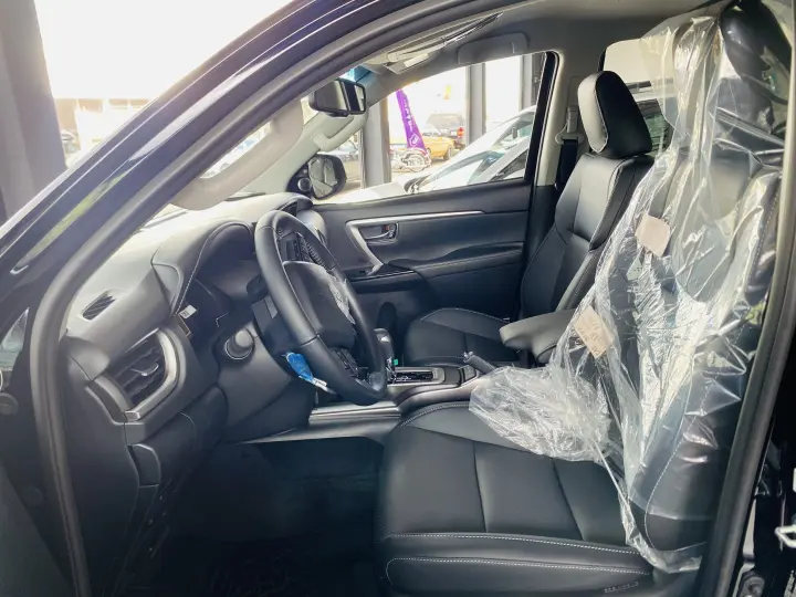 HILUX SW4 2.8 D-4d Turbo SRX Platinum 7L 4X4