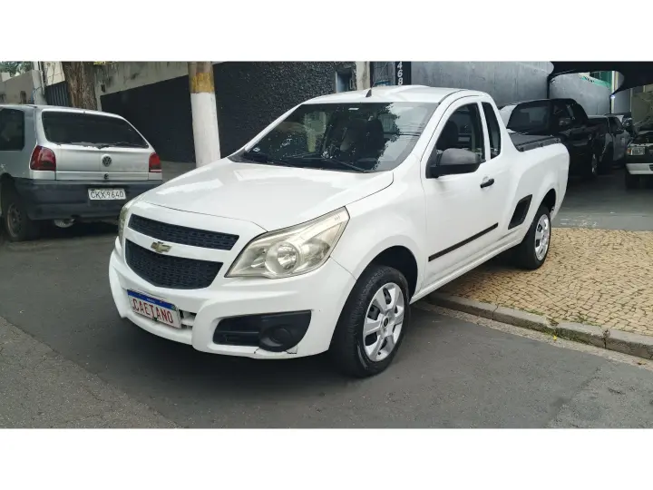 MONTANA 1.4 MPFI LS CS 8V FLEX 2P MANUAL